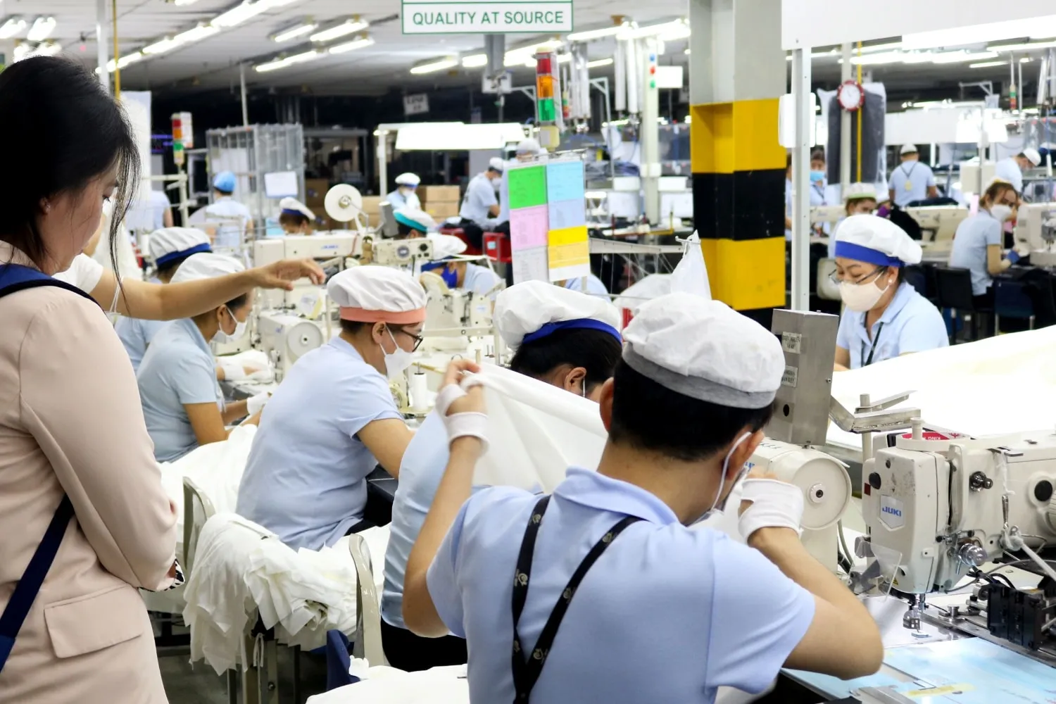Nhiều khu công nghiệp may mặc được đầu tư hoàn thiện