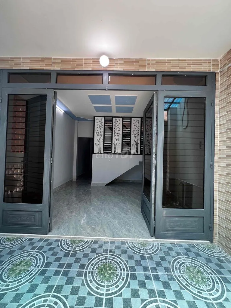 Cho thuê nhà NVQ - Song Hành. 4 x 19. 1 lầu. 2pn. 2wc. Giá 10tr