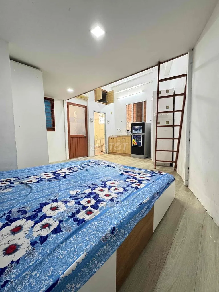 CHO THUÊ CHDV 25M² FULL NỘI THẤT, MẶT TIỀN VÕ DUY NINH, GẦN Q1 – 4,6TR