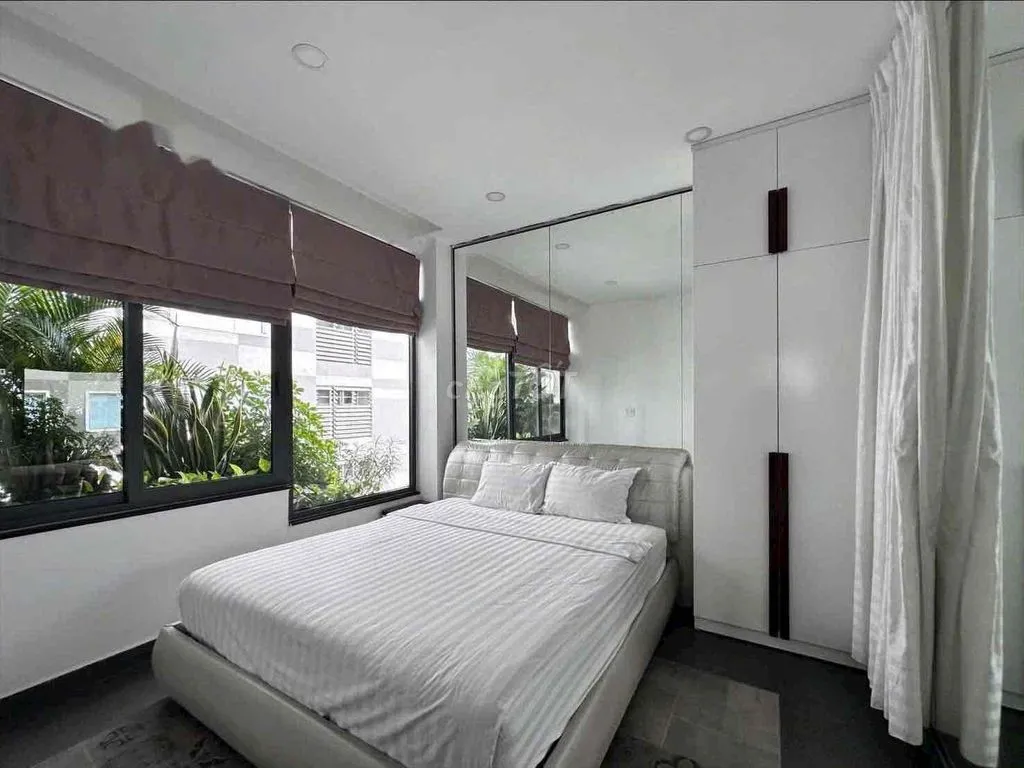 Dự án mới 100% , 1 phòng ngủ tách bếp cực thoáng , thang máy