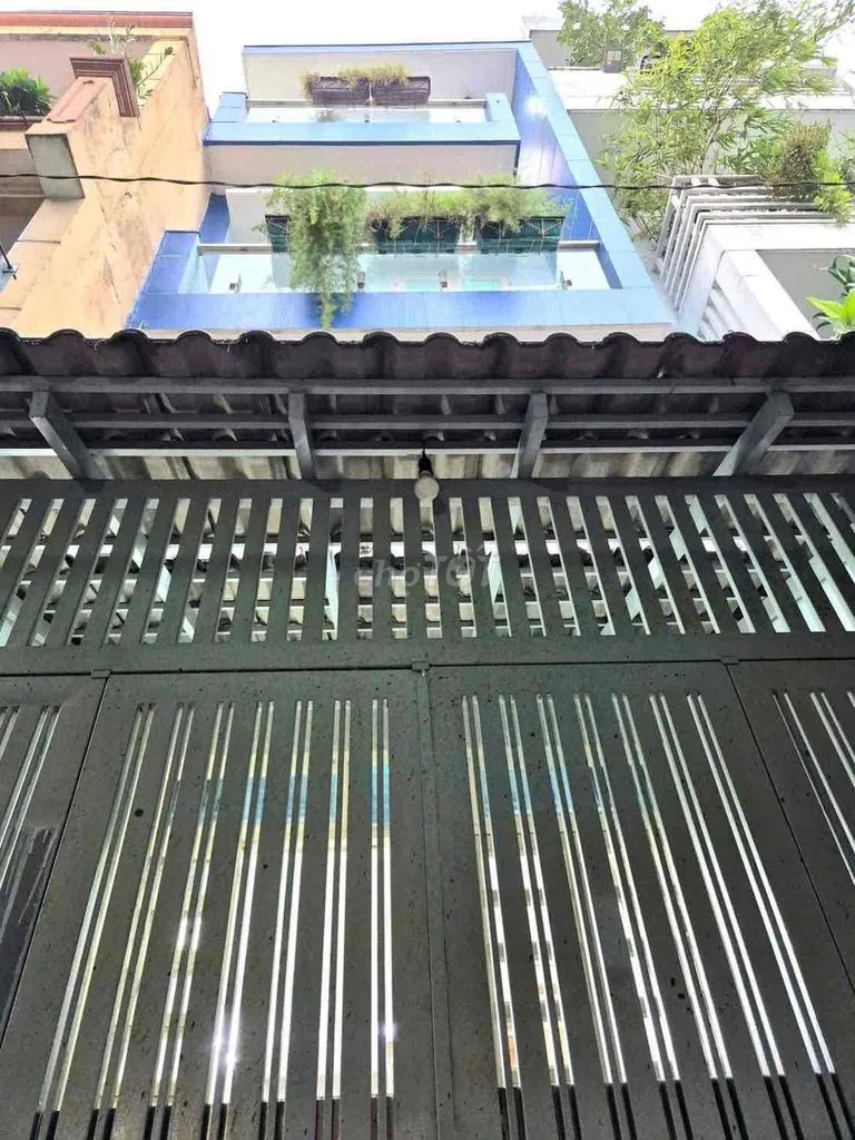 Cho thuê nhà nguyên căn 566 Nguyễn Thái Sơn, P.5, Gò Vấp, DT 4x9m, 2PN, 2WC, gần ĐH Văn Lang