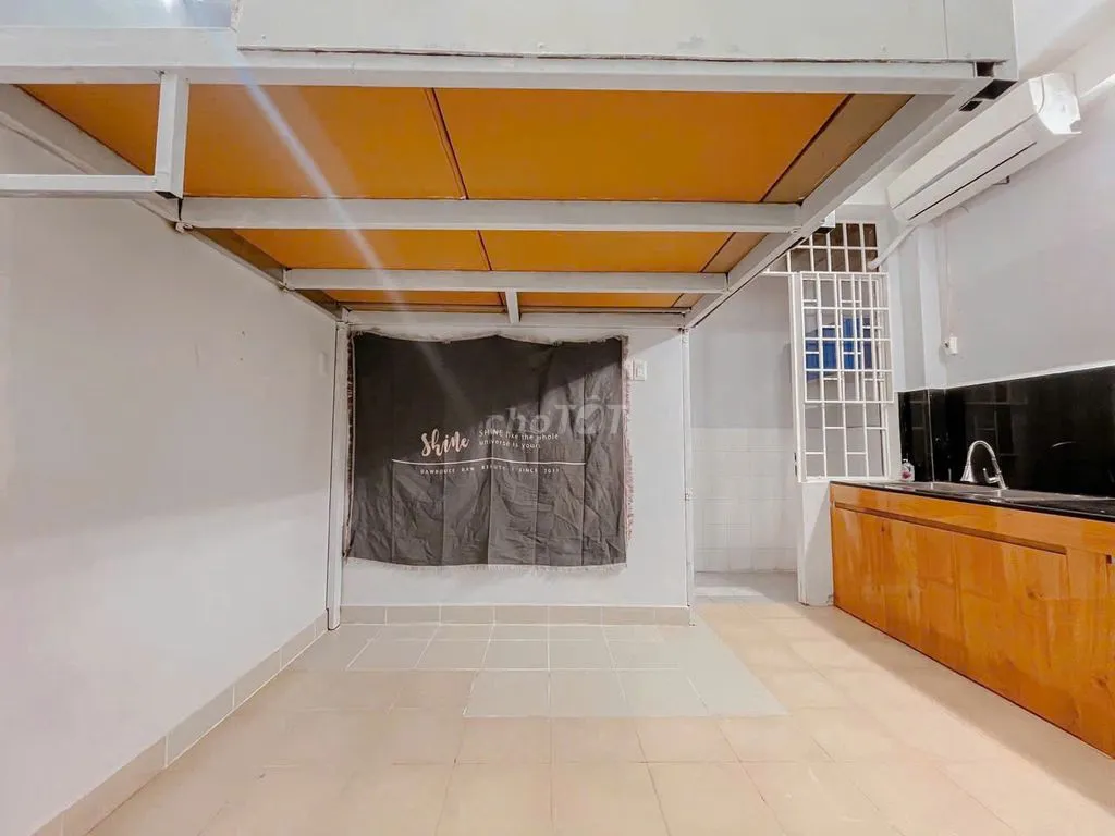 DUPLEX SIÊU XINH NGAY GẦN CHỢ BÀ CHIỂU - 25M2 - FULL NT-FREE XE-CỬA SỔ