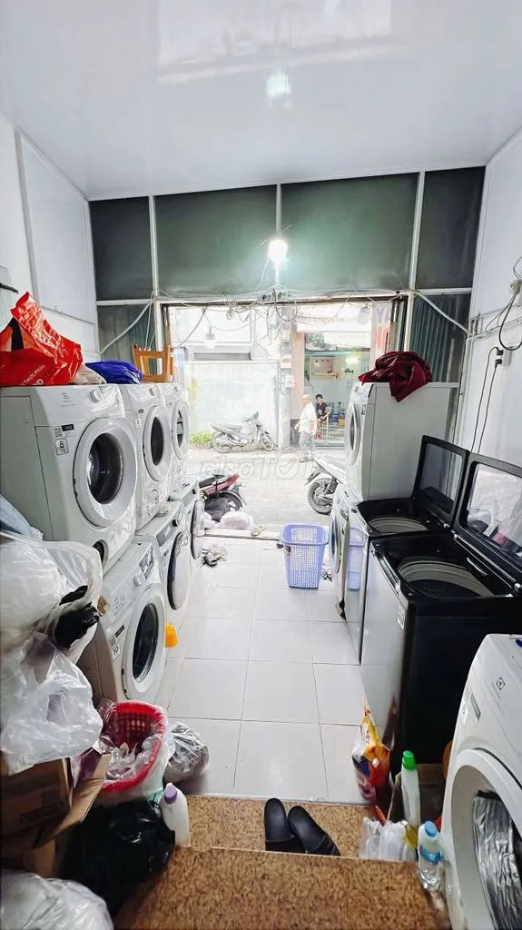 CHO THUÊ NHÀ NGUYÊN CĂN TIỀN ĐƯỜNG XÓM CHIẾU, QUẬN 4