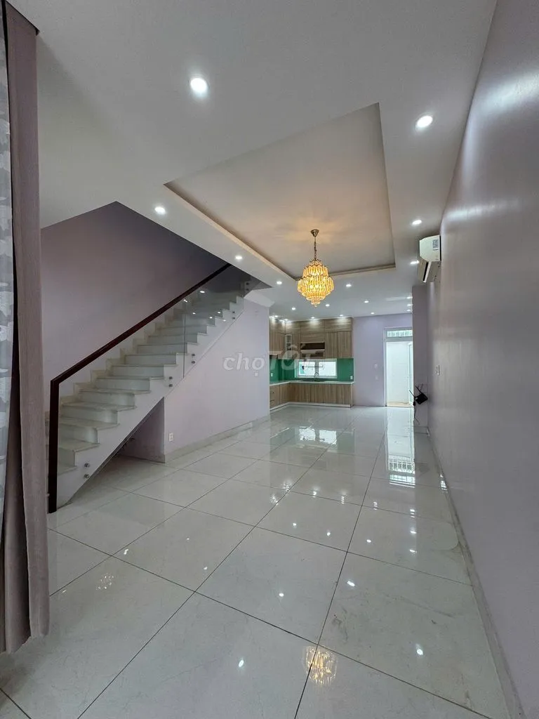 Cho thuê nhà KDC Merita gần Đỗ Xuân Hợp, Liên Phường, 3 lầu 4PN.