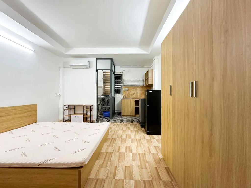 Studio cửa sổ có máy giặt riêng ngay Lotte Mart gần Khu Chế Xuất