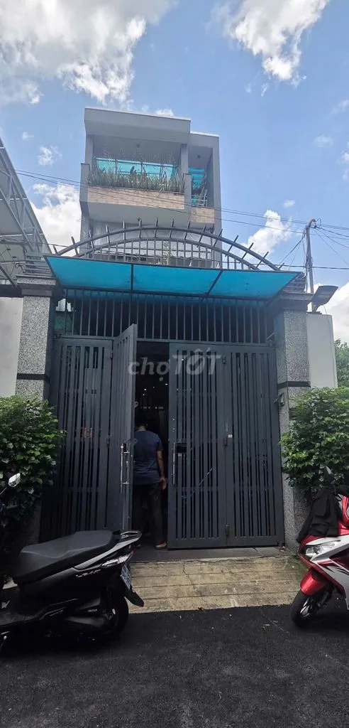 cho thuê nhà 100m2 1 trệt 3L đường oto Hiệp Bình Phước Thủ Đức 16tr5