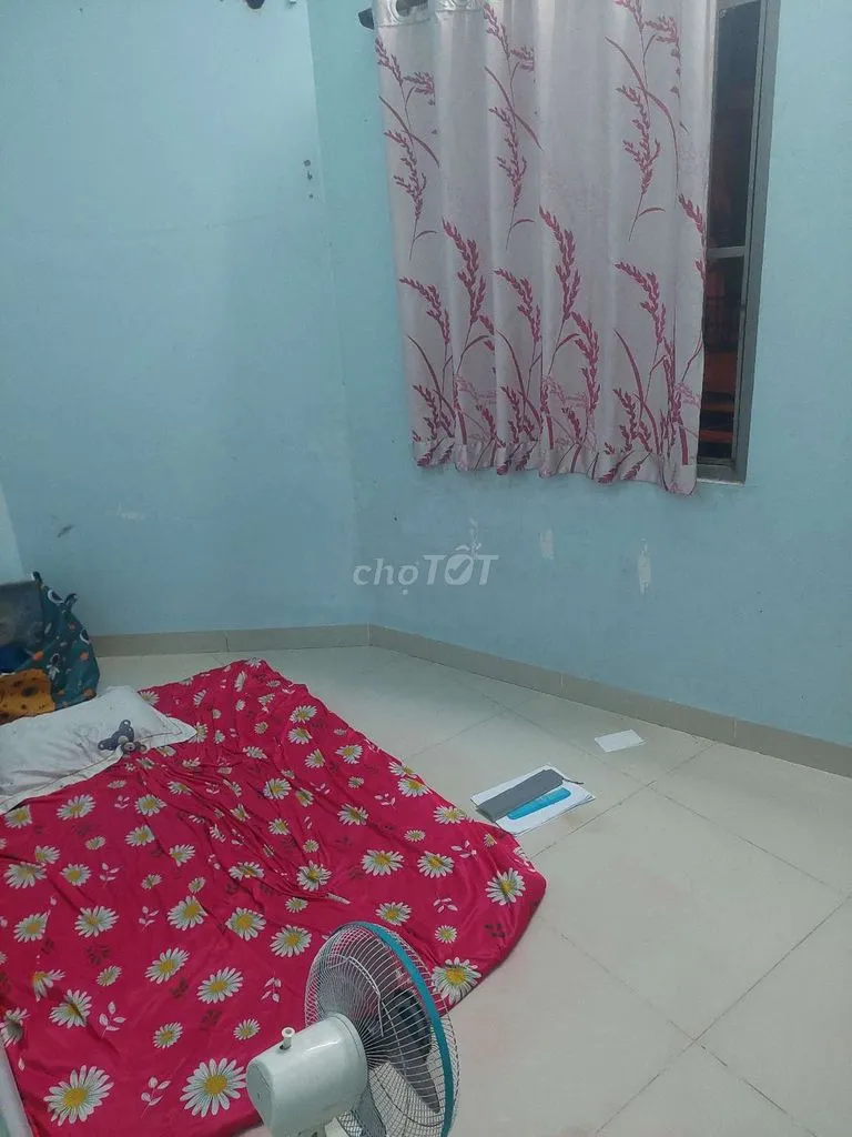 Nhà dư 1 phòng cho thuê