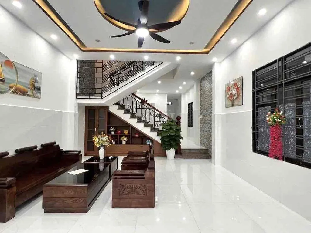 Nhà đẹp Hoà Xuân 15tr đủ nội thất mới, vị trí đẹp