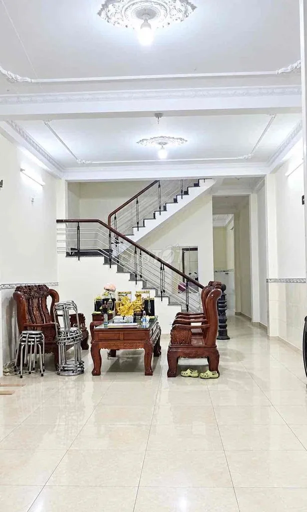 Cho thuê nhà 2 tầng mặt tiền Trần Phước Thành- đường 10m5