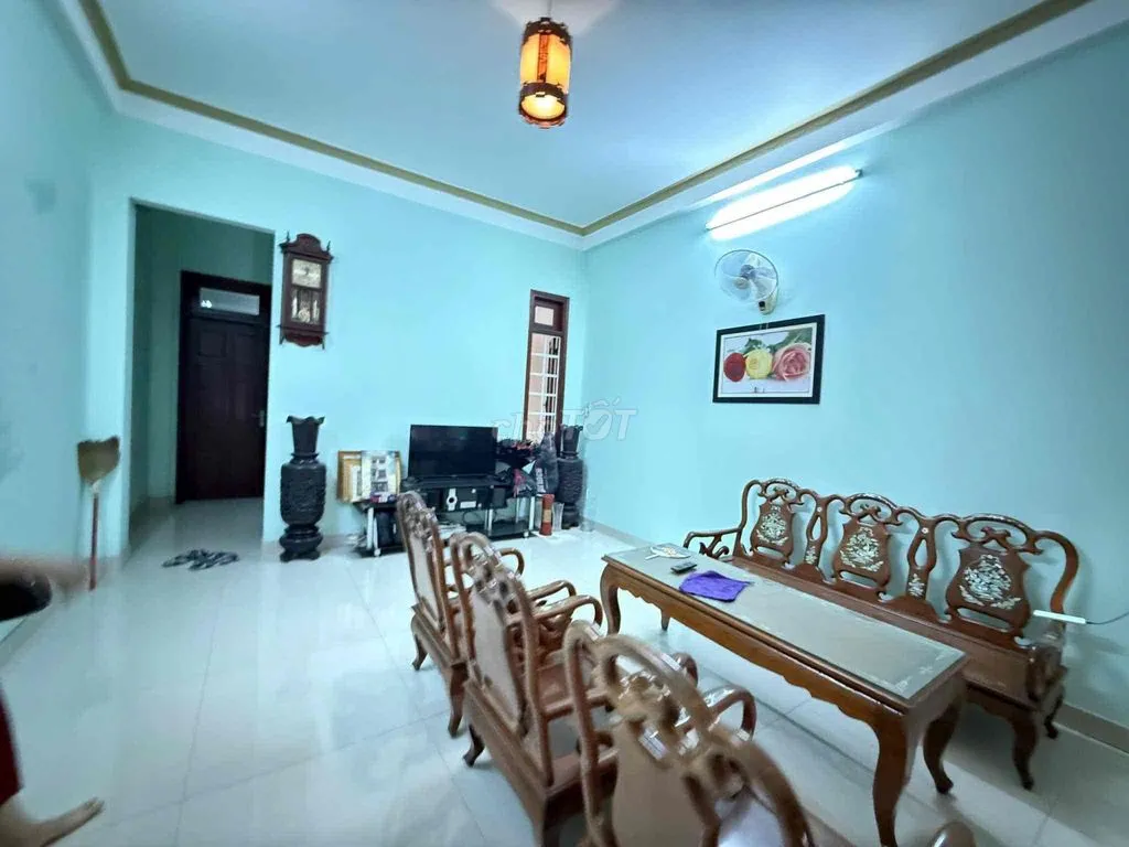 Cho thuê nhà 3 tầng MT Hàn Thuyên