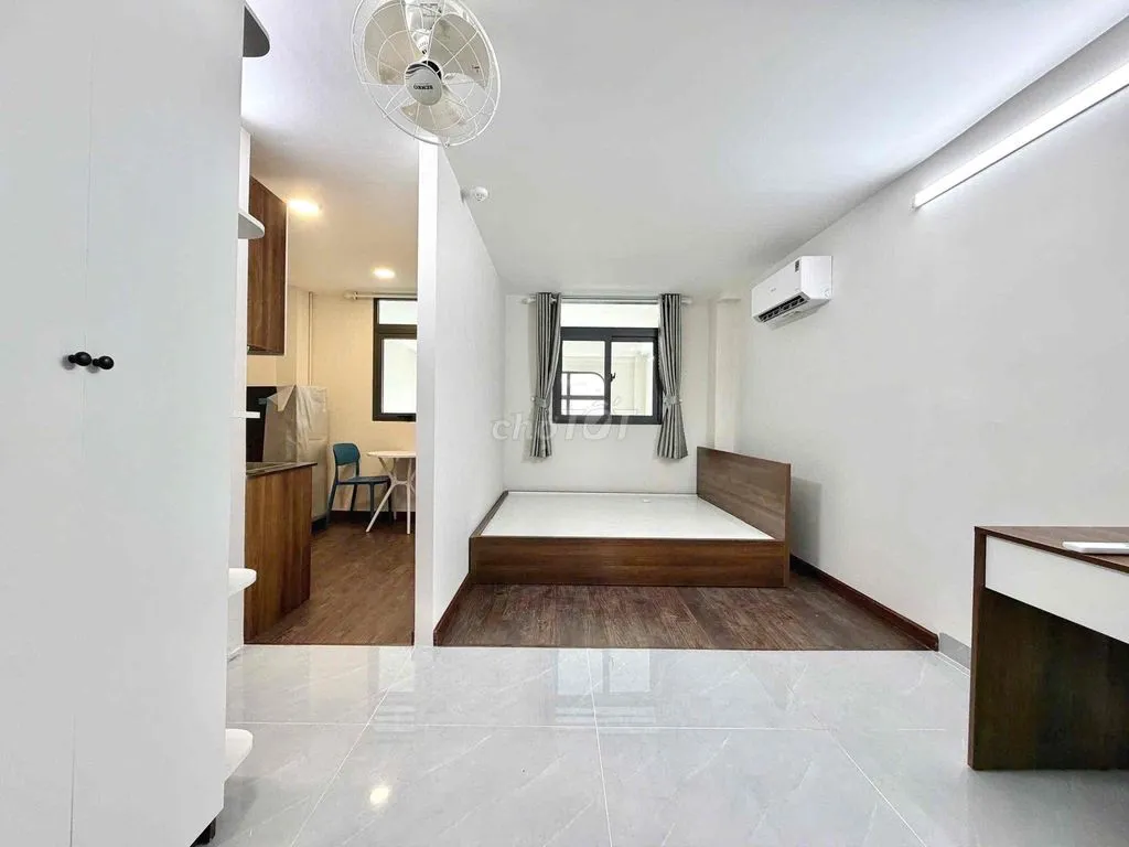 PHÒNG TÁCH BẾP ĐẦY ĐỦ NỘI THẤT Ở NGUYỄN SƠN 30m2 Ở ĐƯỢC NGAY MỚI XÂY