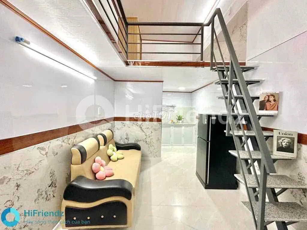 CHO THUÊ PHÒNG TRỌ GÁC CAO CÓ MÁY LẠNH / CÓ BAN CÔNG NHỎ NGAY AEON TP