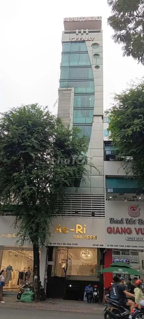 SANG KHÁCH SẠN 12 TÔN THẤT TÙNG, Q1 – HẦM TRỆT 6 LẦU
