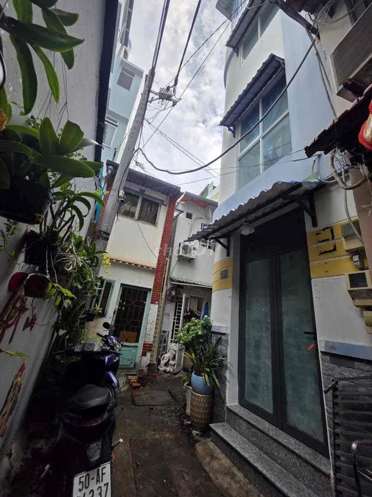 Cho thuê nhà nguyên căn quận 3