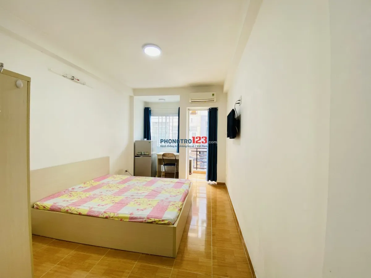 Phòng đầy đủ tiện nghi. ĐC: 18A/17. Gần Đài truyền hình và trường Khoa Học Xã Hội & Nhân Văn 200 mét