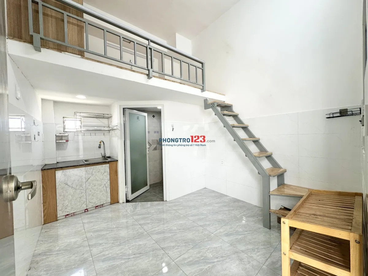 2,7tr/ tháng gần Aeon Tân Phú - đại học Công Thương, có gác nội thất cơ bản