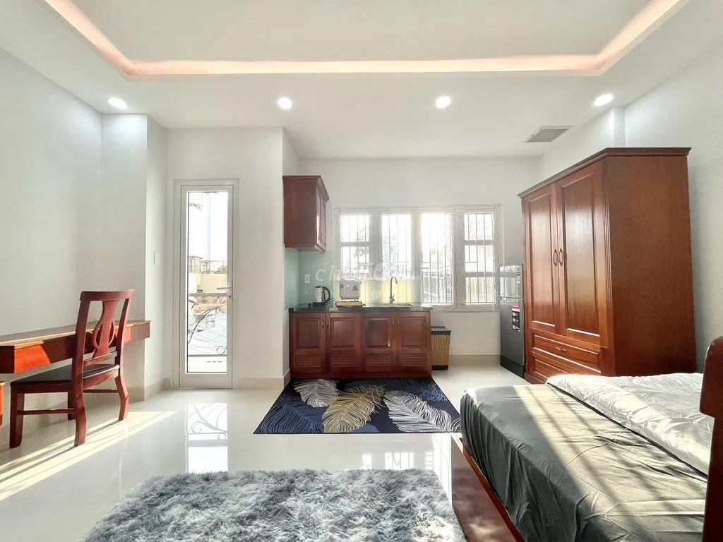 PHÒNG 35M2 MỚI XÂY FULL NỘI THẤT NGAY BẾN XE QUẬN 8, ĐH UEH , VĂN HIẾN