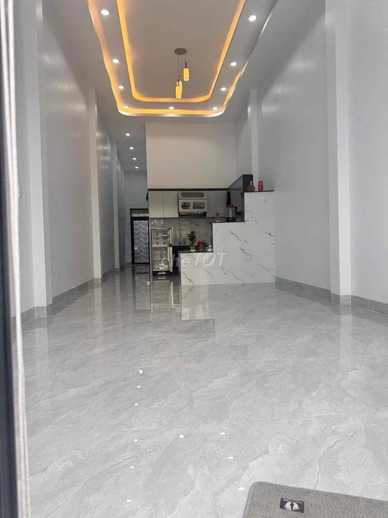 nhà nguyên căn 120m2 MT Trần Văn Mười