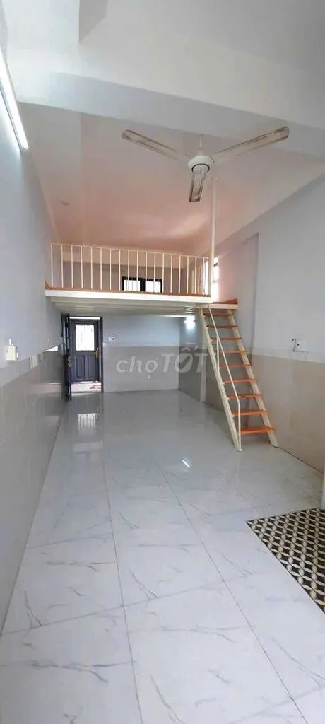Căn hộ mini ban công sát chợ Bà Điểm, Hóc Môn