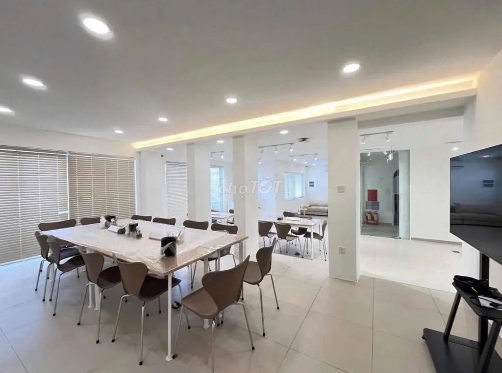 🏢 Cho Thuê Nhà Mặt Tiền Đường Bàu Cát 3, P 12, Quận Tân Bình