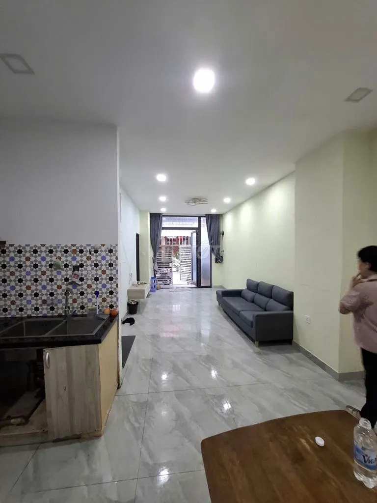 Cho thuê nhà 3 tầng kiệt Đa Mặn Đông 4 , Ngũ Hành Sơn, full nội thất