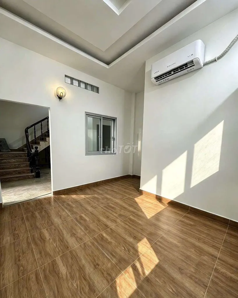 CHO THUÊ PHÒNG MỚI XÂY ngay Vòng Xoay Lê Đại Hành, Q11.