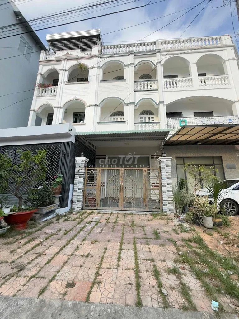 Cho Thuê Nhà 1 Trệt 2 Lầu Sân Thượng Trục Chính Khu Dân Cư Văn Hoá Tây