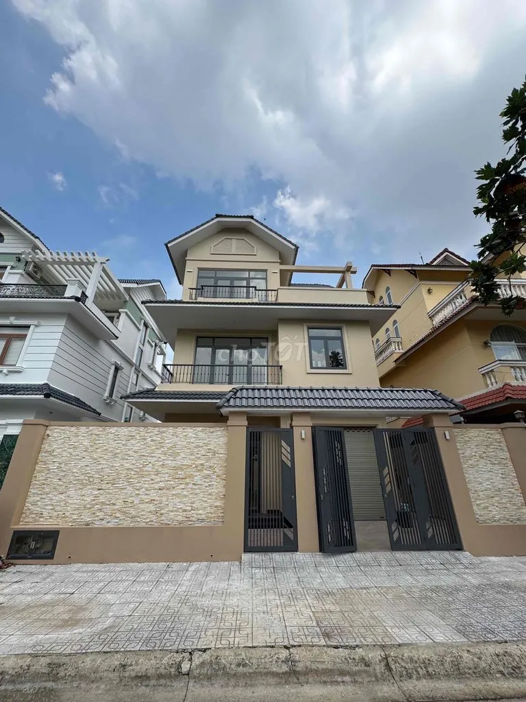 CHO THUÊ BIỆT THỰ LIÊN PHƯỜNG - FULL NT NGAY GẦN GLOBAL CITY