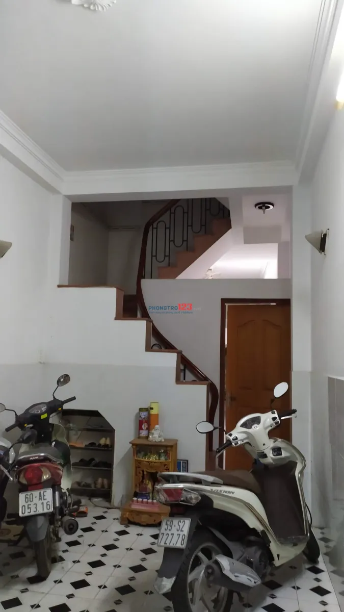 Phòng máy lạnh 3tr/thh cho nữ thuê cửa sổ wc trong giờ giấc tự do