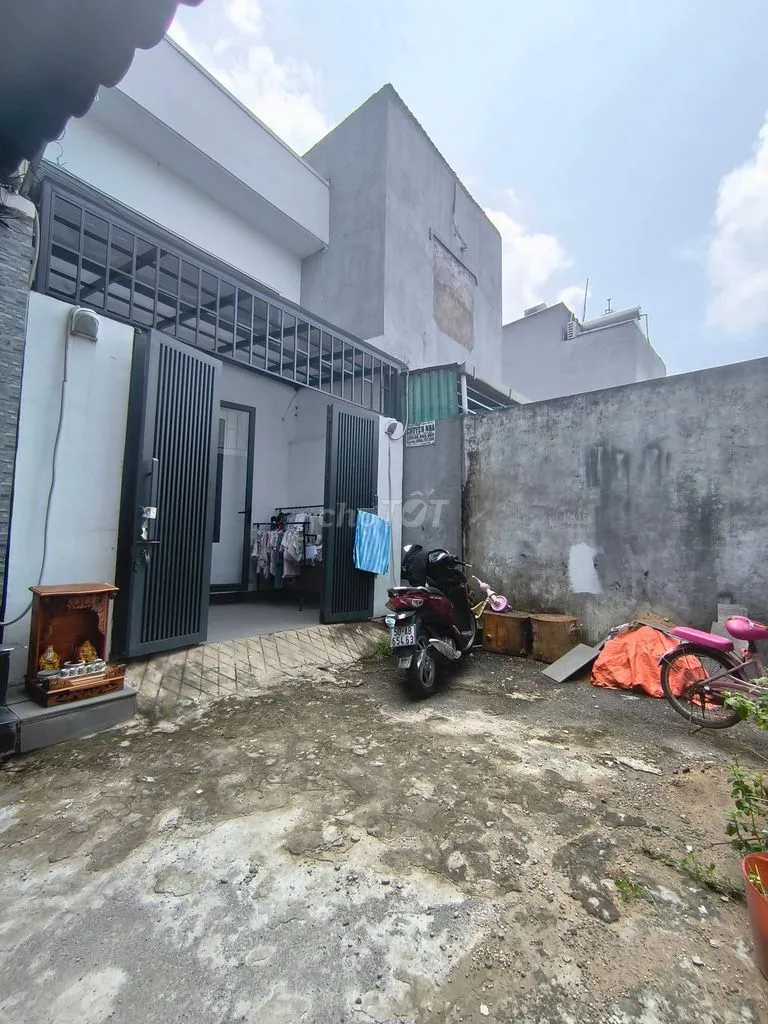 Nhà Nguyên Căn 2PN. 2WC - Đường 38 Hiệp Bình Chánh