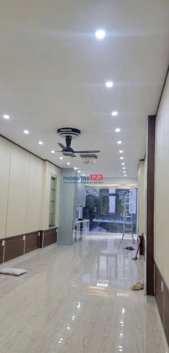 Nhà nguyên căn (1 trệt mặt bằng kinh doanh - 1 lầu 2 PN) 139m2 giá 15tr/th
