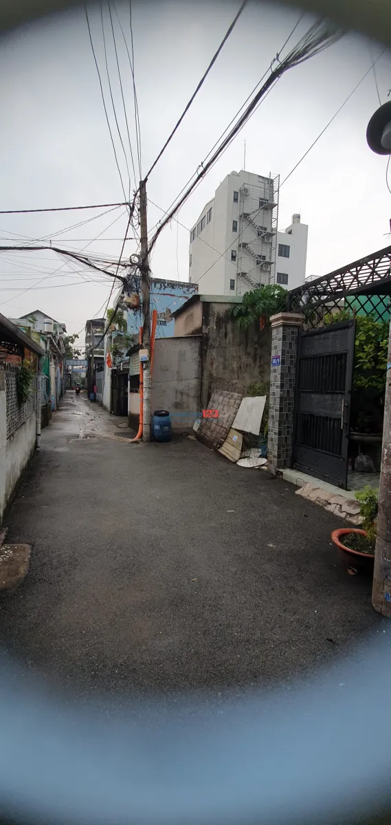 Nhà cho thuê nguyên căn ngang 4m dài 23m: 1 lầu, 4PN