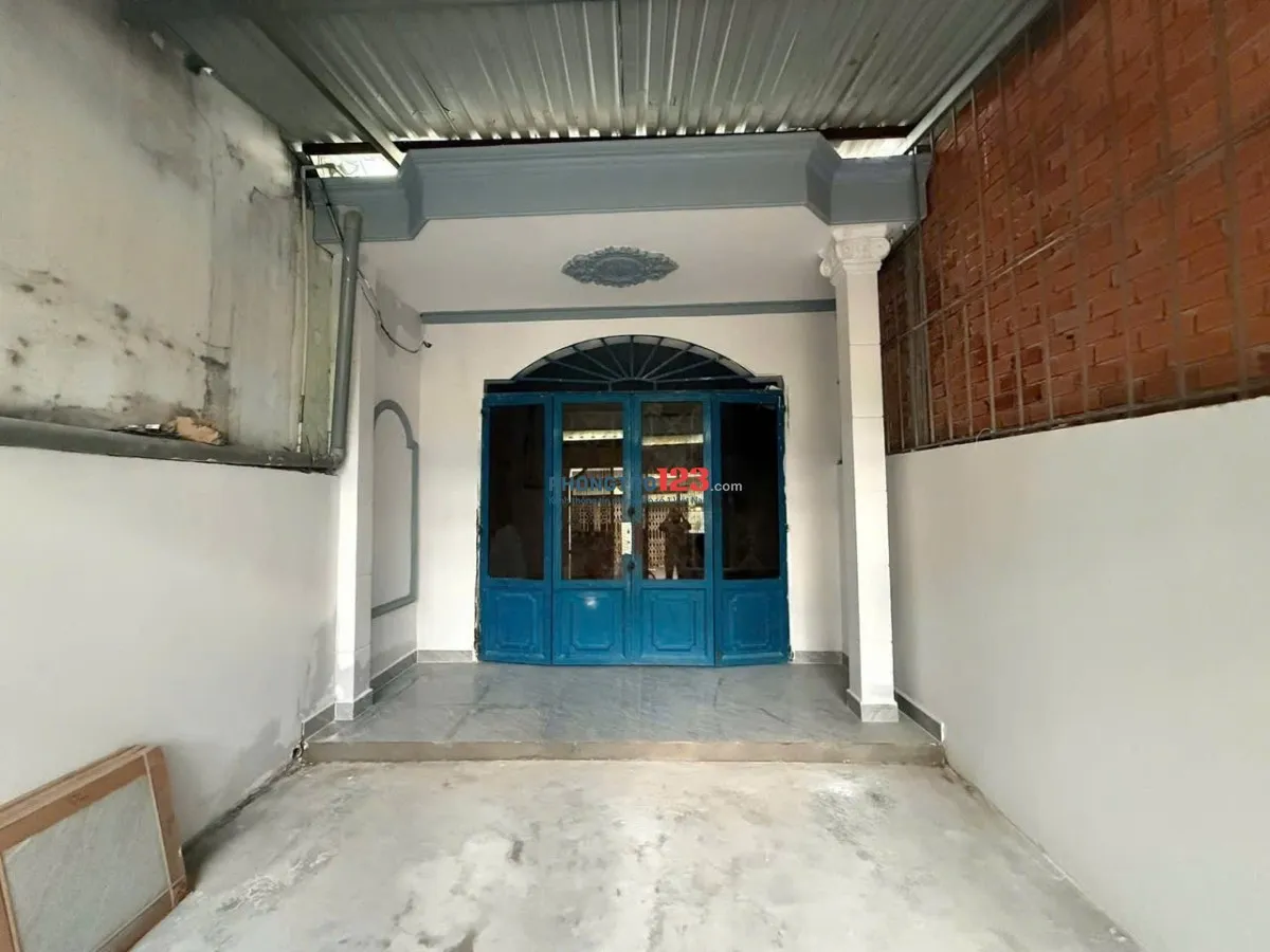 Nhà cho thuê nguyên căn có cửa hậu