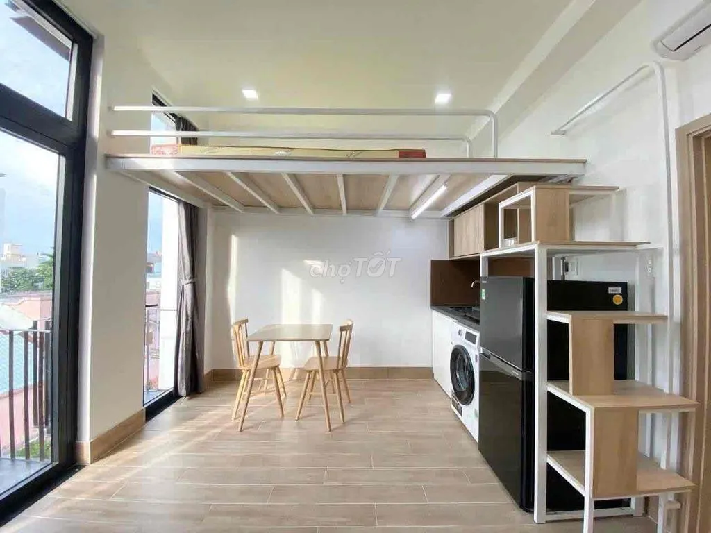 Chính chủ cho thuê phòng có gác mới 100% bancol cửa sổ thoáng mát
