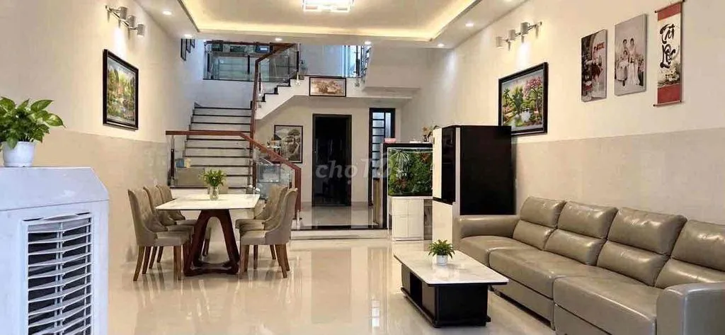 Cho thuê nhà 2 tầng 5 Bùi Trang Chước Hoà Xuân