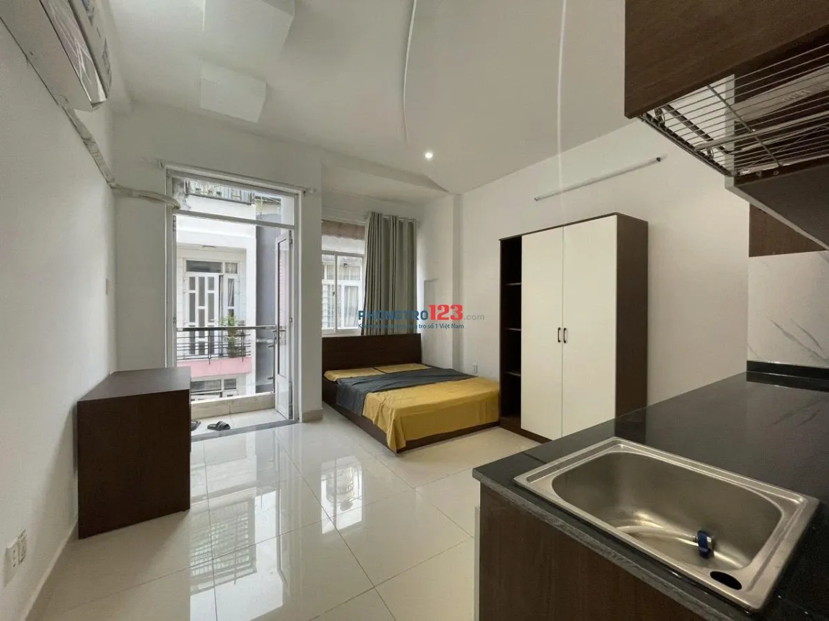 Cho thuê căn hộ rộng, ban công thoáng, máy giặt riêng – Nơ Trang Long, Bình Thạnh gần Bà Chiểu, Q1