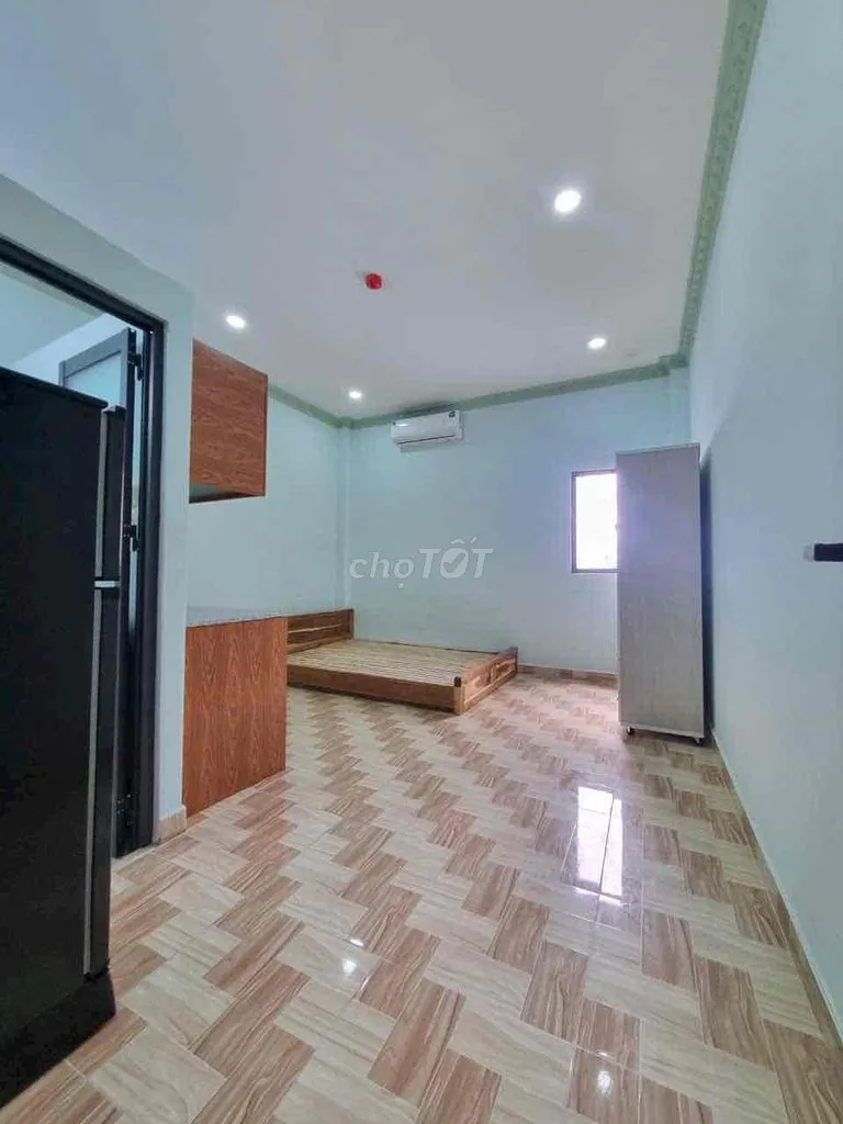 TRỐNG STU FULL NT CỬA SỔ_NGAY 4 XÃ_THUẬN RA VHU_THANG MÁY_Ở NGAY