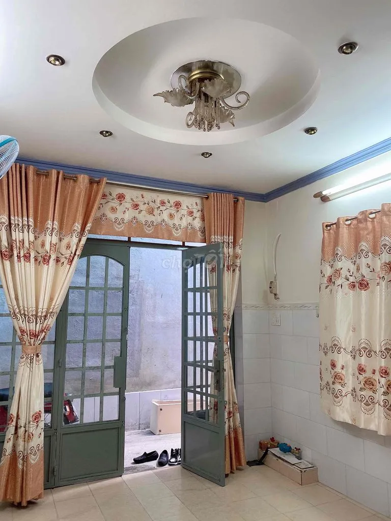 Cho thuê nhà nguyên căn Phú Nhuận