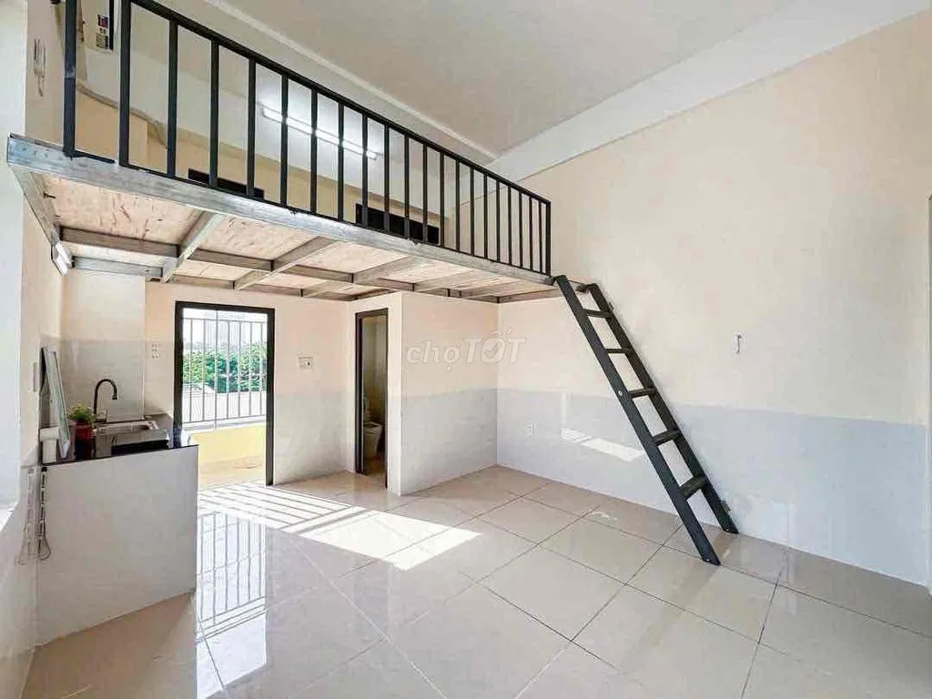 CHO THUÊ PHÒNG  BAN CÔNG THOÁNG NGAY CHỢ TÂN HƯƠNG GIÁ SIÊU HỜI