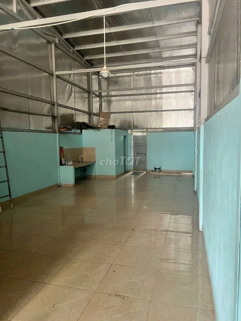 cho thuê kho để chưa hàng khu hoà quý sát võ chí công