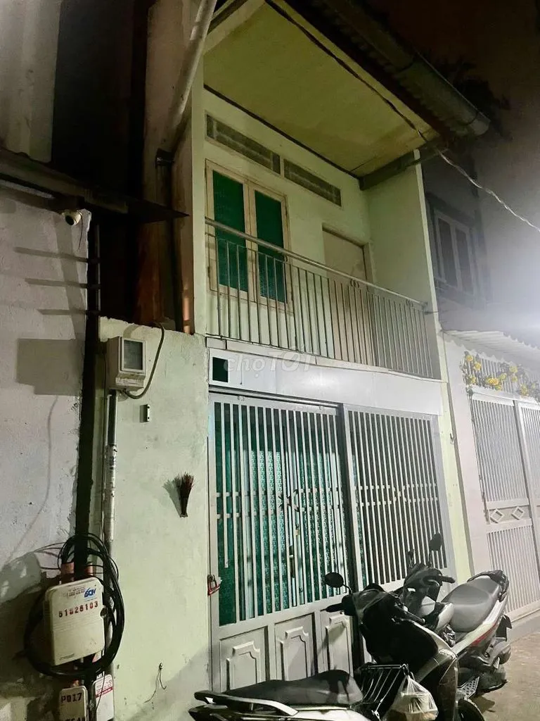 CHO THUÊ NHÀ CÁCH HXT 1 CĂN, CAO THẮNG Q.3