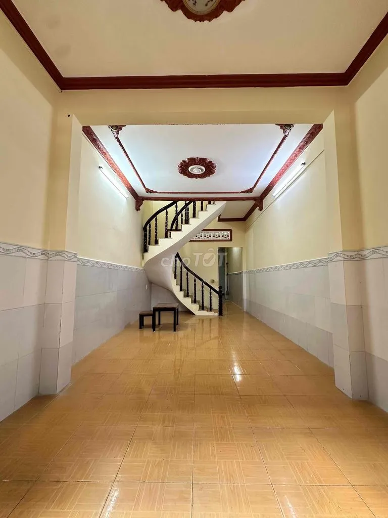 Cho thuê nhà 15/3 Phạm Ngọc Thảo - 40m2 - 2pn 2wc. HXH Tân Phú gia 8tr