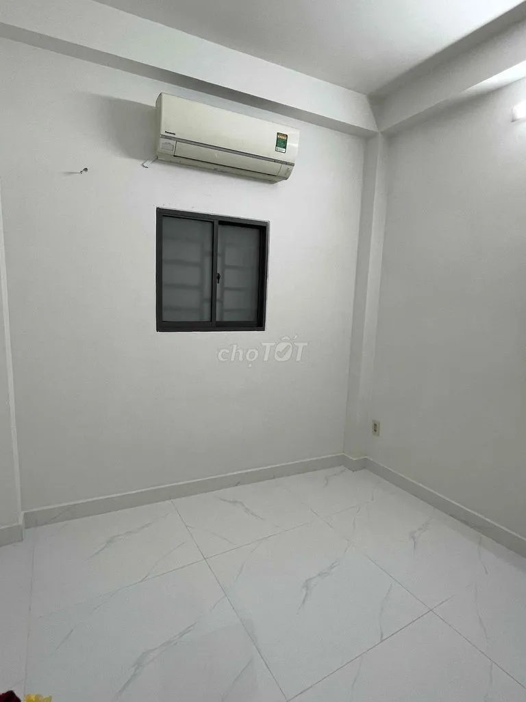 cho thuê phòng máy lạnh, bao nước, wifi