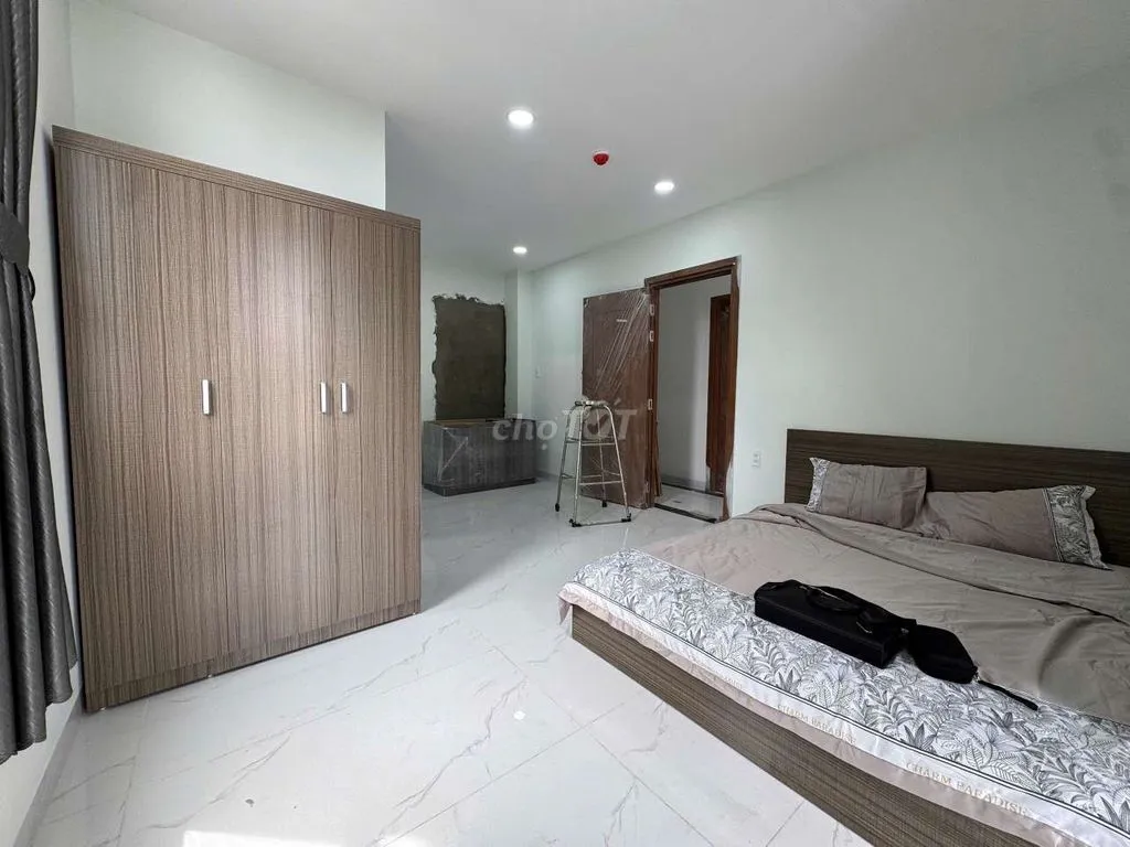 cho thuê CHDV mới 100% cần khác bóc tem gần bv quận 12