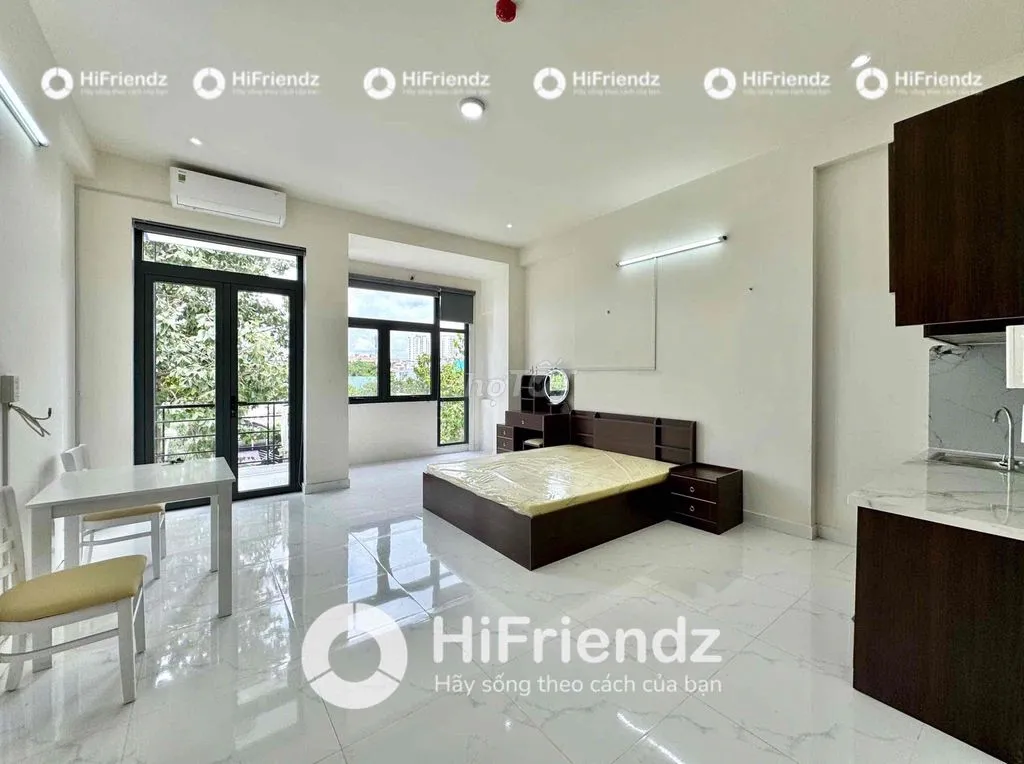 PENTHOUSE 50M2 ngay khu Tên Lửa - có ban công - sẵn nội thất cực xinh