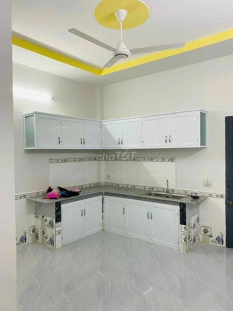 Cho thuê hoặc bán nhà mặt tiền đường Nguyễn Thị Chanh
