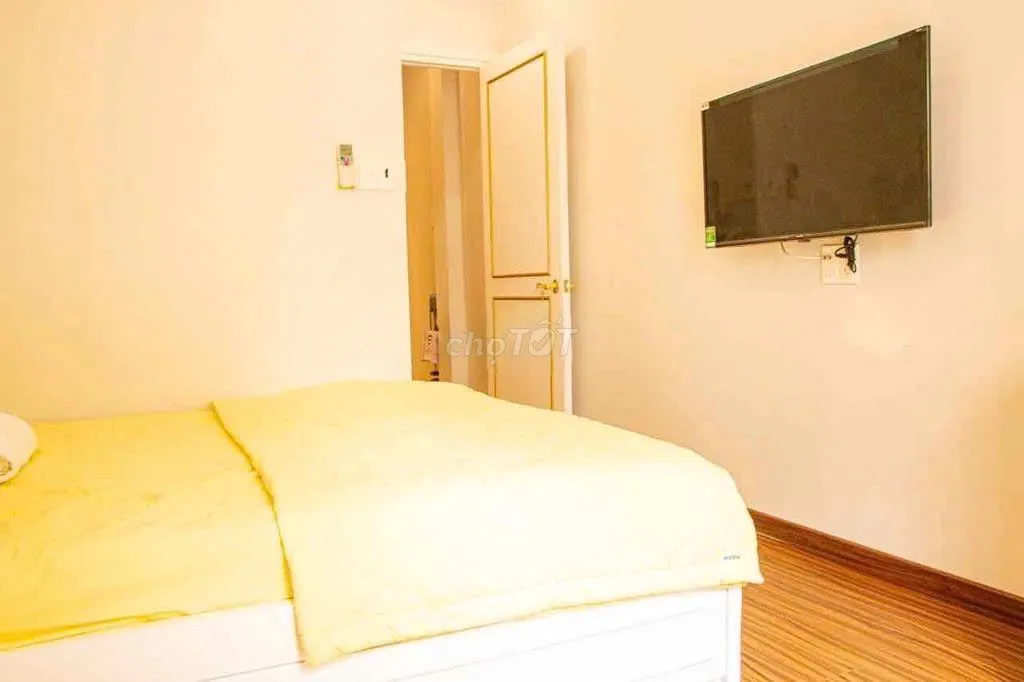 CHO THUÊ NHÀ HẼM 2,5M N.T.M.KHAI, P.ĐAKAO, Q.1, FULL NỘITHẤT, 19,5TR