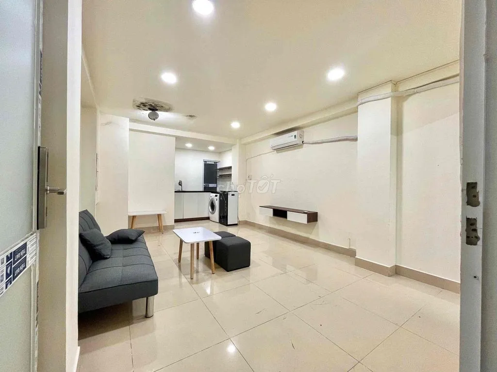Căn hộ 1PN 45m2 Tách bếp mặt tiền Ngô Quyền Quận 5 kế đại học Y Dược