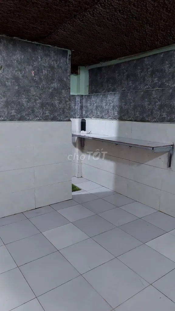 Phòng trọ giá rẻ gần Lê Văn Khương