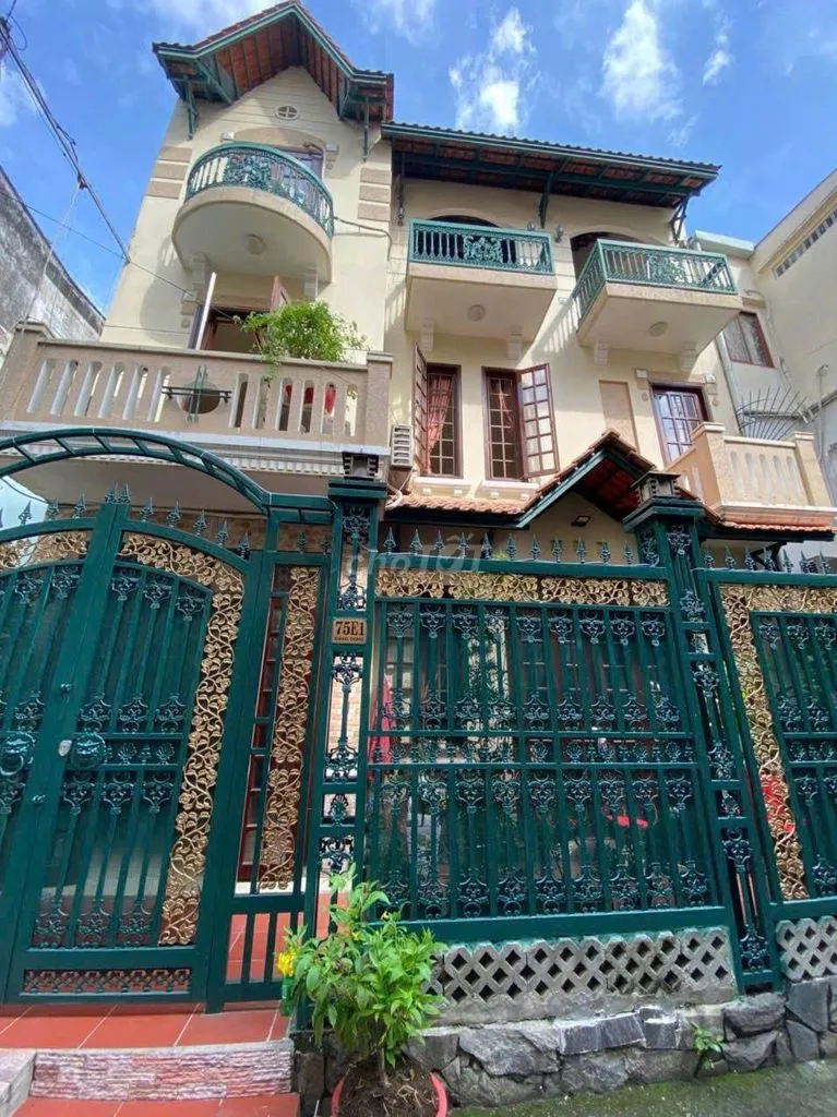 CHO THUÊ BIỆT THỰ MINI NGANG 8M, DT SÀN 124m2 - KHU TRUNG TÂM QUẬN 1